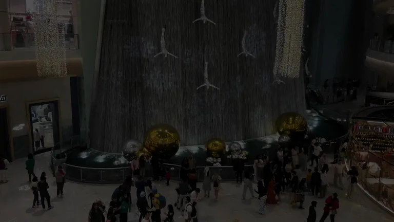 Вид на Дубай Молл — маршрут по знаковым местам Дубая.