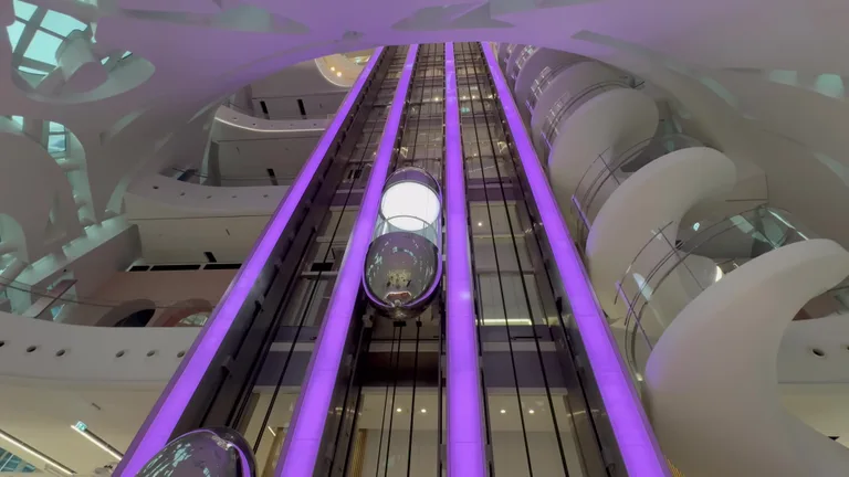 Зона медитации Al Waha с датчиками и успокаивающим звуковым сопровождением.