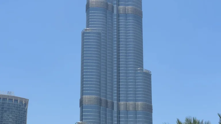 Вид на Двбаи Арвасивм — маршрут по знаковым местам Дубая.