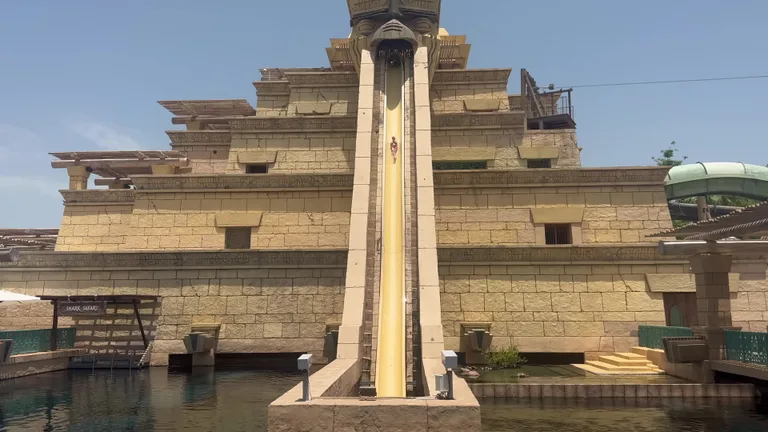 Вид на Арвавенувсе Кауеспаск — маршрут по знаковым местам Дубая.