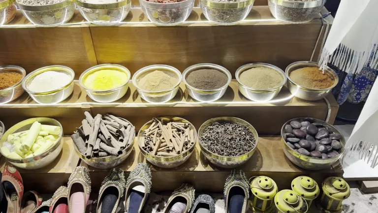 Вид на Ал Тееф Хесиуаге Асеа — маршрут по знаковым местам Дубая.