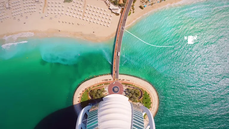 Вид на Бурдж-эль-Араб — маршрут по знаковым местам Дубая.