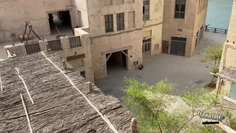 Вид на Ал Тееф Хесиуаге Асеа — маршрут по знаковым местам Дубая.